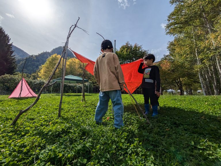 きて・みて・はっけん!野あそびチルドレン 秋の回のイメージ写真